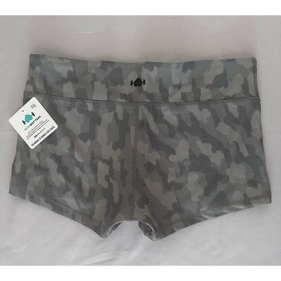 Wodbottom NWT Gray Reflective Camo Activewear shorts - size XXL - Picture 2 of 6